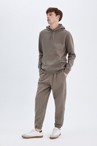 DeFacto Regular Fit Jogginghose mit Taschen, Schnürung an der Taille, elastisches Bein B6155ax24au