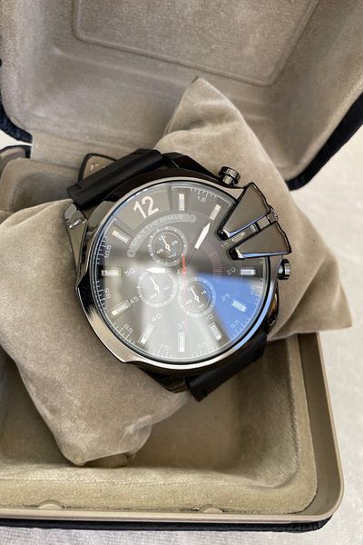 Leerybee Modern Men's Choice: The Most Stylish Wristwatches!