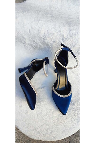 Berush Bride 9 см, з камінцями, темно-сині, атласні, з ремінцем на зап'ясті, вечірні туфлі