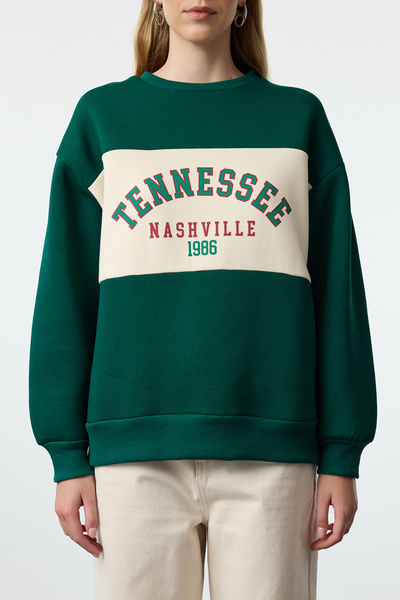 Trendyol Collection Πράσινο φούτερ φλις oversize - στάμπα με σύνθημα, χοντρό εσωτερικό TWOAW25sw00138