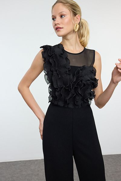 Trendyol Collection Gewebter schwarzer Jumpsuit – Tülldetails, TPRAW25TU00000