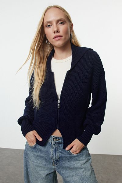 Trendyol Collection Námořnická modrá límec se zipem z měkkého úpletu – udržitelný Twoaw25Hi00324