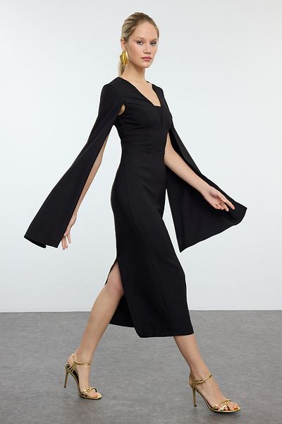 Trendyol Collection Černé tkané stylové midi večerní šaty s výstřihem do V Tpraw25El00049