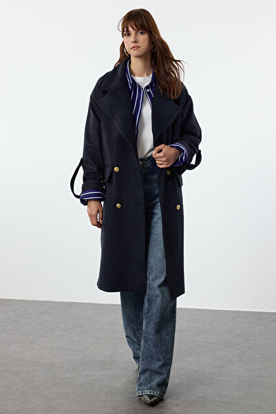 Trendyol Collection Námořnicky modrý vlněný trenčkot se skládacími rukávy a páskem - Twoaw25Kb00044
