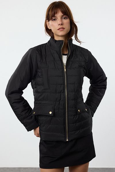 Trendyol Collection Vodoodpudivý prošívaný kabát - černý, Regular Fit Twoaw25Mo00184