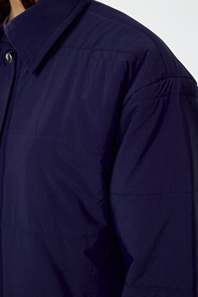 Trendyol Collection Пальто оверсайз темно-синє стьобане Sisme Sacket TWOAW25MO00185