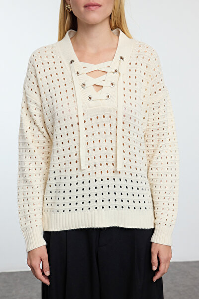 Trendyol Collection Wide Fit Ecru Knitwear Sweater - Lace Detailed and Openwork Holes Twoaw25kz00343