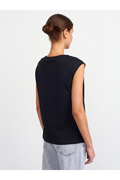 Dilvin 30829 Zincirli T-shirt-Siyah