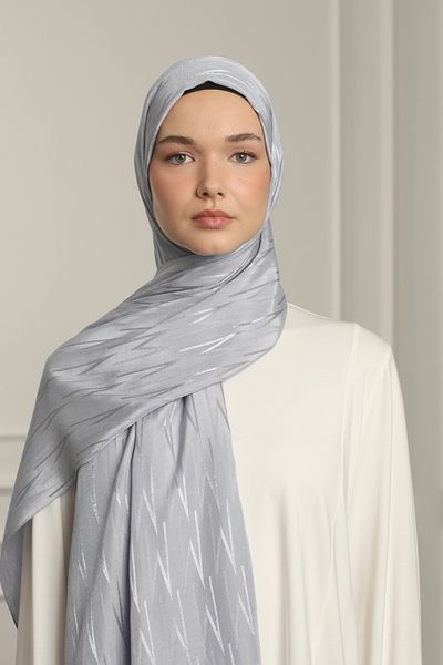 MAQ DESIGN Aura Silky Jacquard Shawl