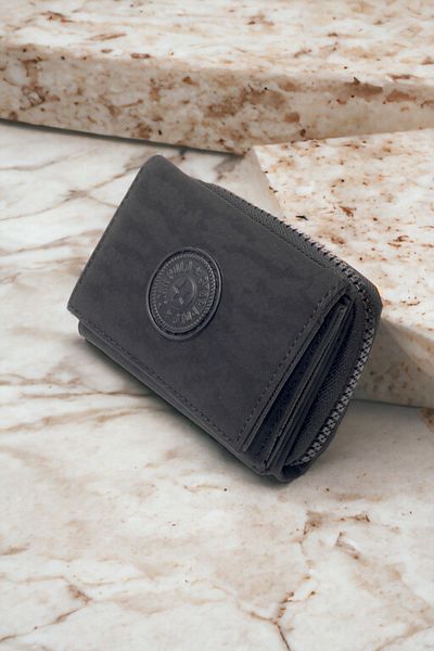dericom Women's Stylish Black Wallet Card Holder Accessory with Snap Fasteners and Zippers