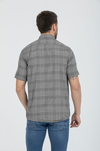 Varetta Чоловіча сіра короткорукавна сорочка з кишенями, картатим коміром та ґудзиками, з бавовняної тканини