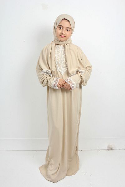 Kutay Collection فستان صلاة موسمي من الدانتيل للفتيات المراهقات