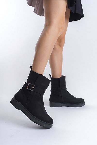 Shoesers Γυναικείες μπότες σουέτ - Ειδικό σχέδιο, οβάλ μύτη και λεπτομέρεια πόρπης