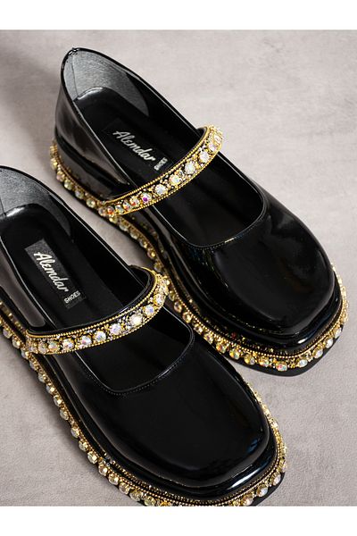 Alemdar Shoes Дамски черни мокасини с лачена кожа и камъни