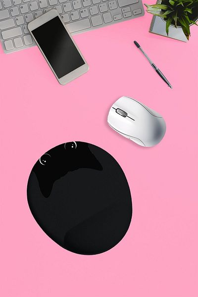 Dormot Home طباعة رقمية حديثة - قطة سوداء مقلوبة بخلفية سوداء - لوحة ماوس داعمة للمعصم