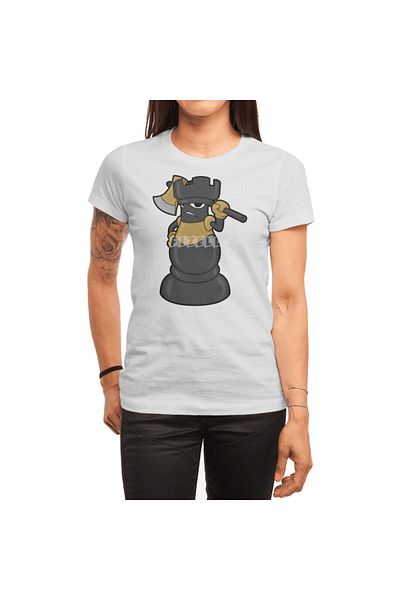 Fizello Unisex λευκό μπλουζάκι για άνδρες και γυναίκες - Chess Piece Rook και Axe Pattern
