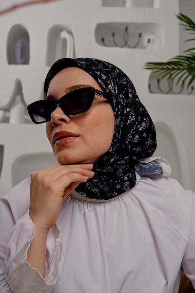 AFVENTE White Floral Patterned Soft Cotton Scarf