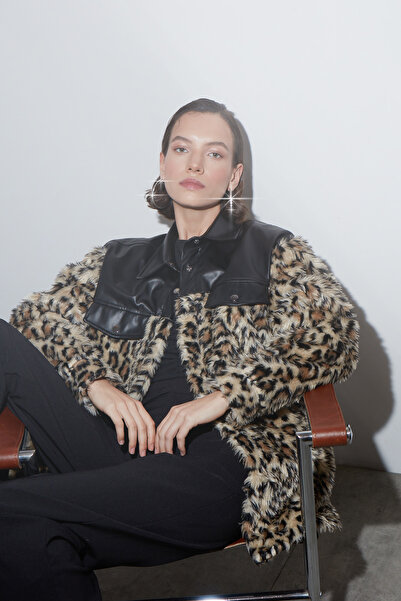 Quzu Deri Detaylı Kürk Ceket Kahverengi