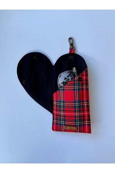 İsella Red Plaid Patterned Black Heart Glasses