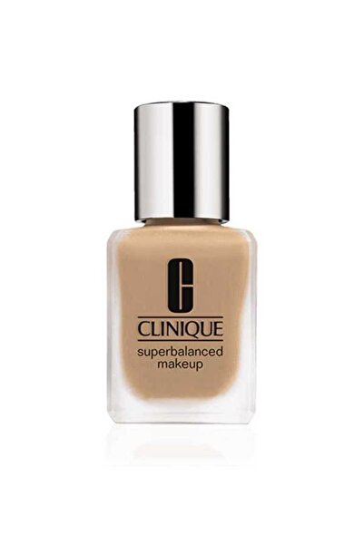 Clinique كريم أساس سوبر بالانس 02 - ملاءمة مريحة