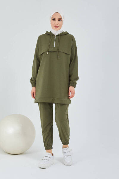 BURCU TESETTÜR Set de trening cu jumătate de fermoar în față Trn1019