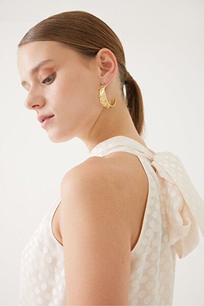 Exquise Halter Neck Blouse with Back Detail