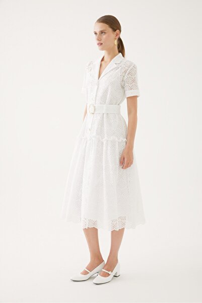 Exquise Shirt Collar White Dress