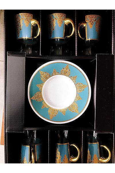 DECOSTYLE Gold Colored 12-Piece Heraldic Porcelain Plate Tea Set