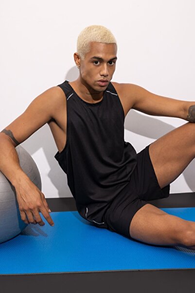 DeFacto Fit Slim Fit Dar Kesim Bisiklet Yaka Sporcu Atlet A1818ax23sm