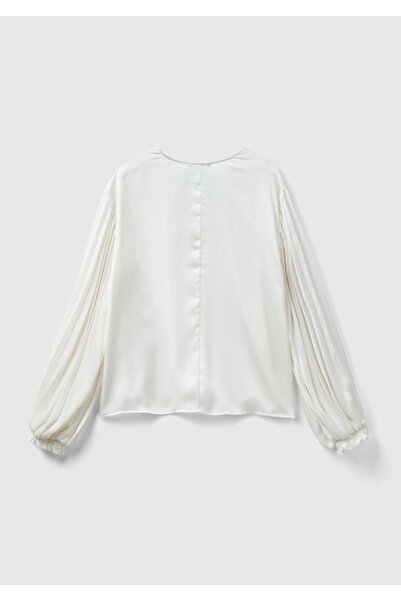 United Colors of Benetton Κρεμ μπλούζα με V λαιμόκοψη - Γυναικεία, Λεπτομερή μανίκια