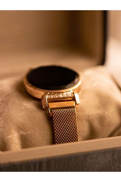 Leerybee Rose Gold Color Magnetic Women's Watch