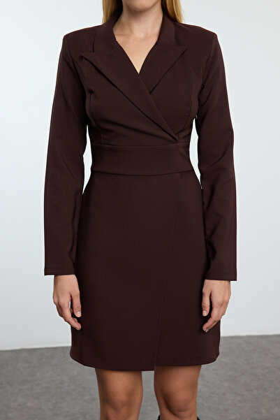 Trendyol Collection Hnědé dvouřadé mini tkané šaty TWOSS23EL00113