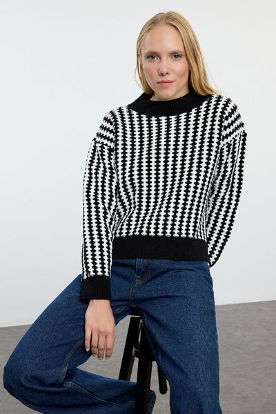 Trendyol Collection Black Striped Knitwear Sweater - TWOAW25KZ00254
