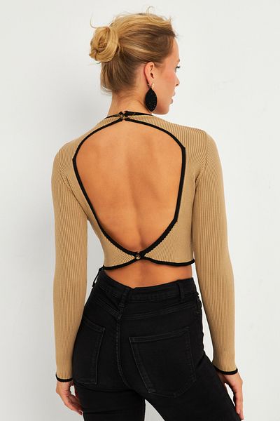 Cool & Sexy Γυναικεία μπλούζα Camel-Black - Ανοιχτή πλάτη, YV270