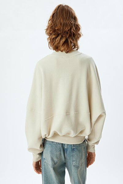 Koton Φούτερ Crew Neck Oversize - Λεπτομέρεια με φερμουάρ και ραφή