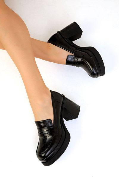 SOHO Lässige schwarze Schuhe - Modell 19563