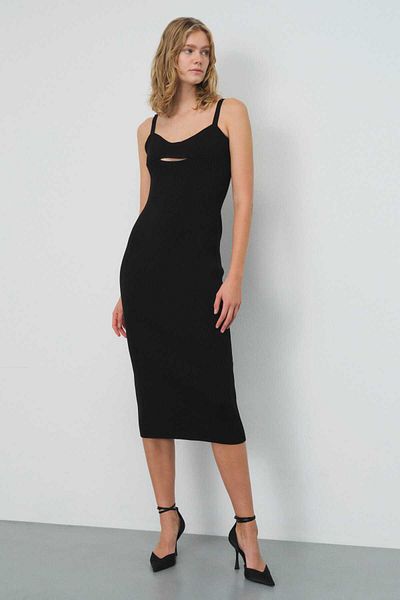 Mısırlı Rochie neagră de tricotaj cu bretele