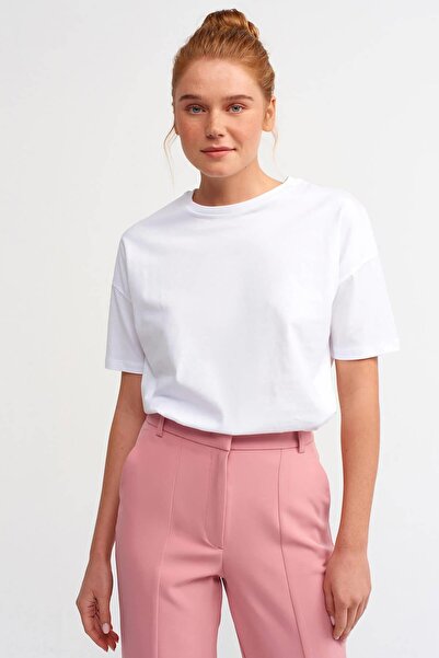 Dilvin تي شيرت أبيض أساسي