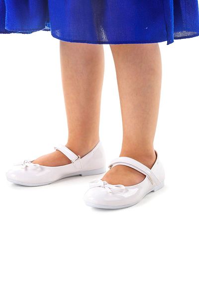 Kiko Kids Mädchen-Ballerinas mit Schleife und Klettverschluss 201 aus Lackleder