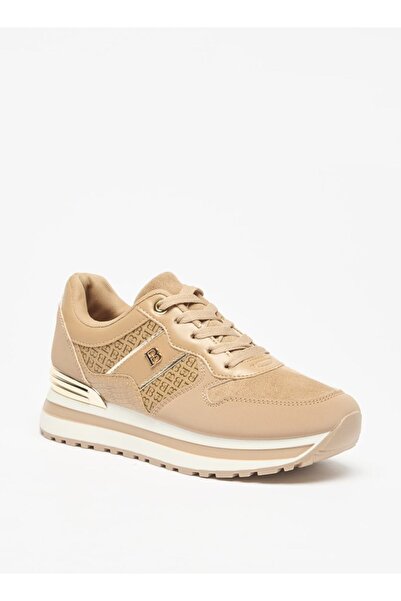 Flora Bella by Shoexpress حذاء رياضي بطبعة مونوغرام من فلورا بيلا مع رباط للإ...