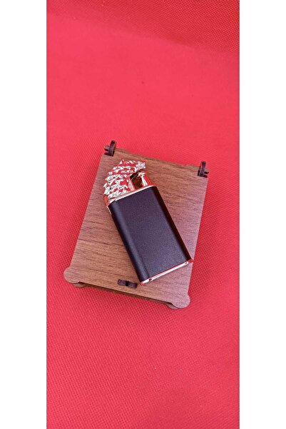 Hunter KURT başlıklı kişiye özel isim yazılabilir gazlı çakmak