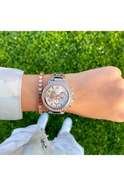 Leerybee ساعة نسائية من الفولاذ المقاوم للصدأ باللون الفضي والذهبي الوردي (السوار غير متضمن)