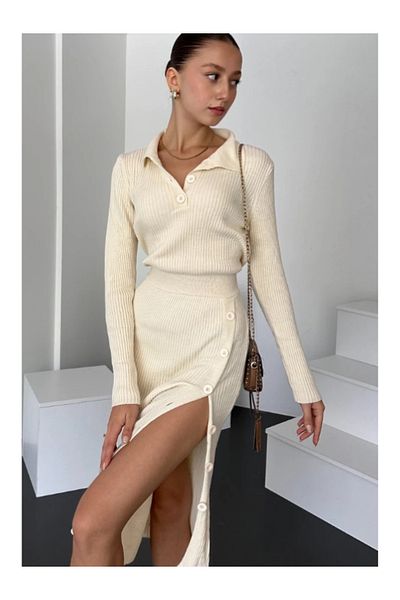 zucamoda Πλεκτό φόρεμα Polo Neck Slit Detailed Buttoned - Κρεμ φόρεμα