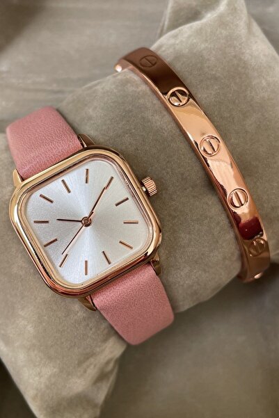 Leerybee Complete Your Style: Make up the Difference with Our Bracelet Gift Women's Wristwatches!