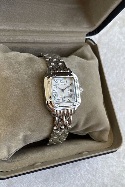 Leerybee Timeless Elegance! The Most Popular Wristwatch for Women