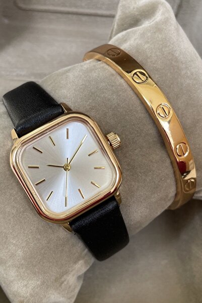 Leerybee Complete Your Style: Make up the Difference with Our Bracelet Gift Women's Wristwatches!
