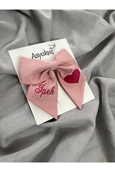 asyakuş Kalp ve İsim Nakışlı Pembe Fiyonk Otomatik Toka