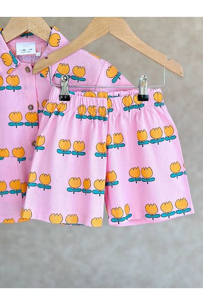 anonim Pink Tulip Patterned Shirt and Shorts Set