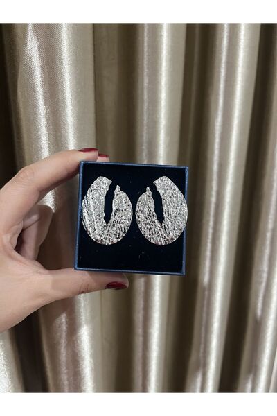 DESİGNEDBYD Kadın Metal Dokulu Küpe