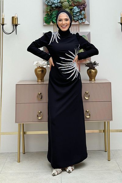 Bym Fashion Μαύρο βραδινό φόρεμα με πέτρινη λεπτομέρεια - ώμους και μέση 3909